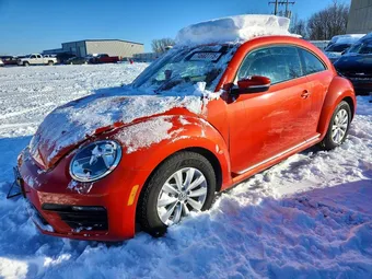 2019 Volkswagen Beetle 3VWFD7AT3KM719501