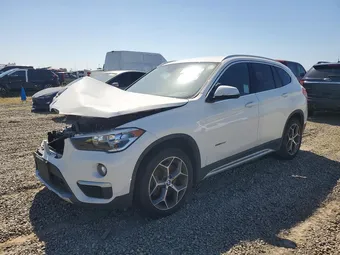 2018 BMW X1 WBXHU7C34J5H40120
