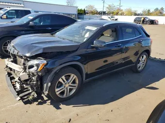 2016 Mercedes-Benz GLA-Class WDCTG4GB4GJ227374
