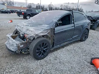 2022 Tesla Model X 7SAXCBE6XNF345045