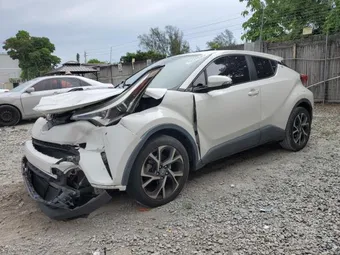 2018 Toyota C-HR NMTKHMBX1JR020208