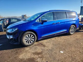 2019 Chrysler Pacifica Hybrid 2C4RC1N7XKR645483