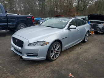2016 Jaguar XJ-Series SAJWA1C75G8V98959