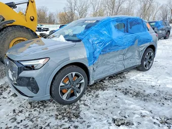 2022 Audi Q4 Etron WA1H2BFZ4NP054134
