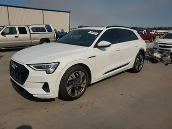 2022 Audi e-tron WA1AAAGE2NB037971