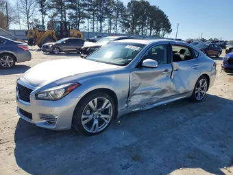 2015 Infiniti Q70 JN1BY1PP8FM601185