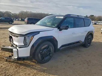 2026 Kia EV9 5XYAEFS53TG007881