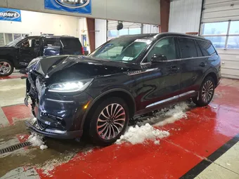 2023 Lincoln Aviator 5LM5J7XC2PGL21723