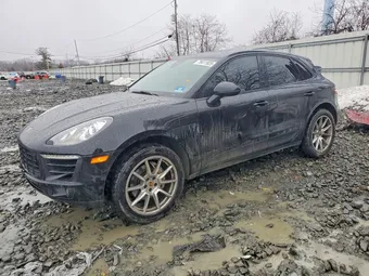 2018 Porsche Macan WP1AB2A55JLB32299