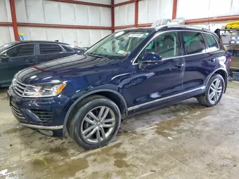 2015 Volkswagen Touareg WVGEP9BP5FD007667