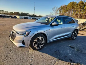 2022 Audi e-tron WA1AAAGE5NB007458