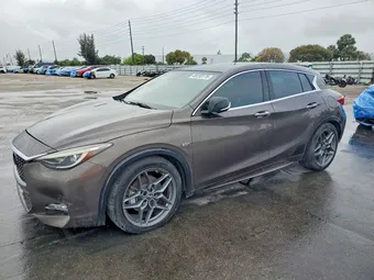 2017 Infiniti QX30 SJKCH5CPXHA021209