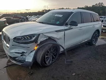 2020 Lincoln Aviator 5LM5J7WC2LGL30143