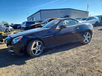 2016 Mercedes-Benz SLK-Class WDDPK5HA9GF120623