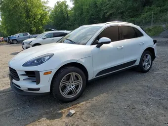 2021 Porsche Macan WP1AB2A53MLB37814