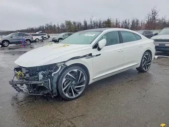 2023 Volkswagen Arteon WVWTR7AN4PE018066