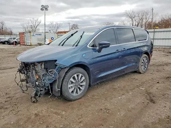 2022 Chrysler Pacifica Hybrid 2C4RC1L74NR121205