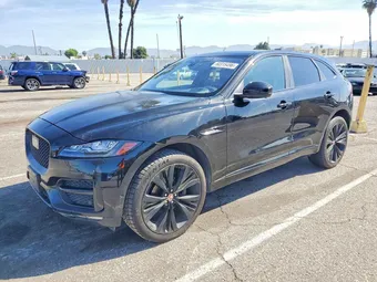 2017 Jaguar F-PACE SADCL2BN4HA490039