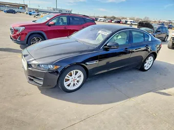 2018 Jaguar XE SAJAD4FX4JCP41497