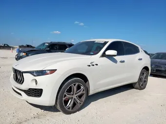 2023 Maserati Levante ZN661XUA8PX435528