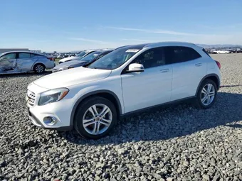 2019 Mercedes-Benz GLA-Class WDCTG4GB9KJ579830