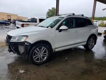2016 Volkswagen Touareg WVGEP9BP3GD000542