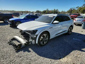 2021 Audi e-tron WA1AAAGE1MB012557