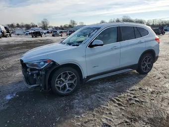 2017 BMW X1 WBXHT3C39H5F70651