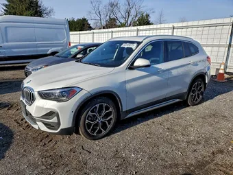 2021 BMW X1 WBXJG9C06M5U48495