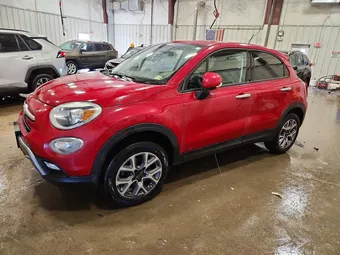 2016 Fiat 500X ZFBCFYCT2GP344563