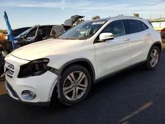 2018 Mercedes-Benz GLA-Class WDCTG4GB1JJ513609