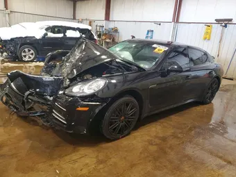 2016 Porsche Panamera WP0AA2A71GL003605