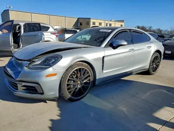 2018 Porsche Panamera WP0AA2A73JL117662