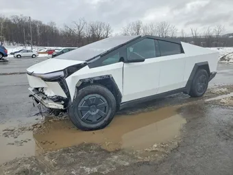 2025 Tesla Cybertruck 7G2CEHED9SA063959