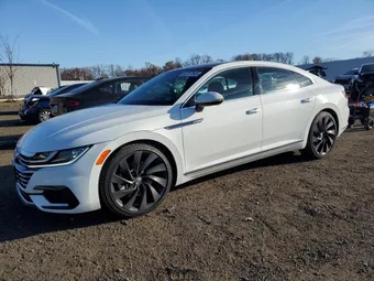 2019 Volkswagen Arteon WVWHR7AN2KE031493