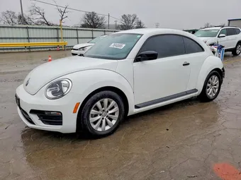 2018 Volkswagen Beetle 3VWFD7AT8JM708931