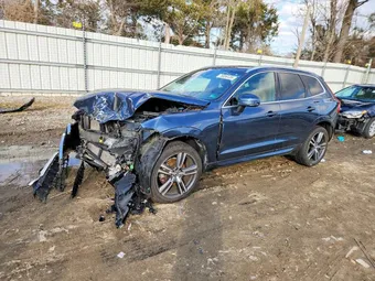 2019 Volvo XC60 LYV102DK5KB250125
