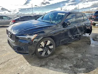 2024 Volvo XC60 Recharge Plug-IN Hybrid YV4H60DL5R1831598