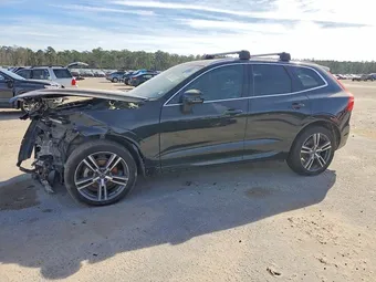 2020 Volvo XC60 YV4102DK2L1610540