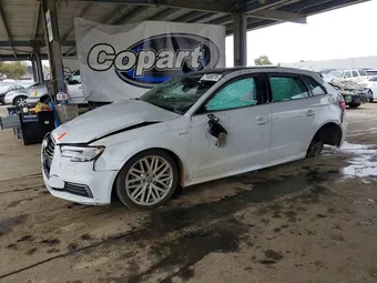 2018 Audi A3 Sportback WAUTPBFFXJA059145