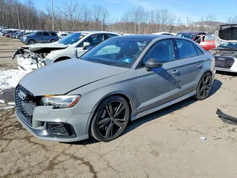 2018 Audi RS 3 WUABWGFF6J1905594