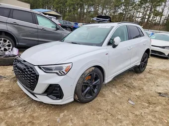 2021 Audi Q3 WA1EECF38M1035602
