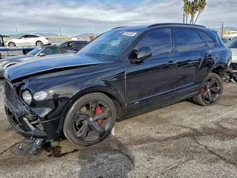2021 Bentley Bentayga SJAAM2ZV9MC037511