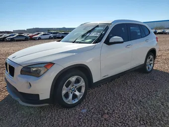 2015 BMW X1 WBAVM1C52FV498170