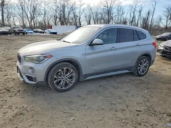 2017 BMW X1 WBXHT3Z39H4A55257