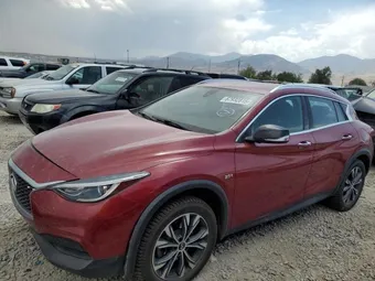 2018 Infiniti QX30 SJKCH5CR3JA043558