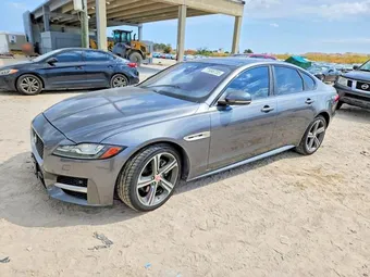 2018 Jaguar XF SAJBL4FX7JCY55355