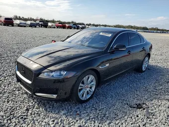2017 Jaguar XF SAJBJ4BV6HCY46537