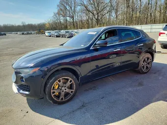 2017 Maserati Levante ZN661YUL4HX233097