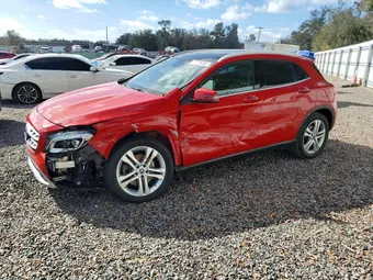 2019 Mercedes-Benz GLA-Class WDCTG4EB5KU020101
